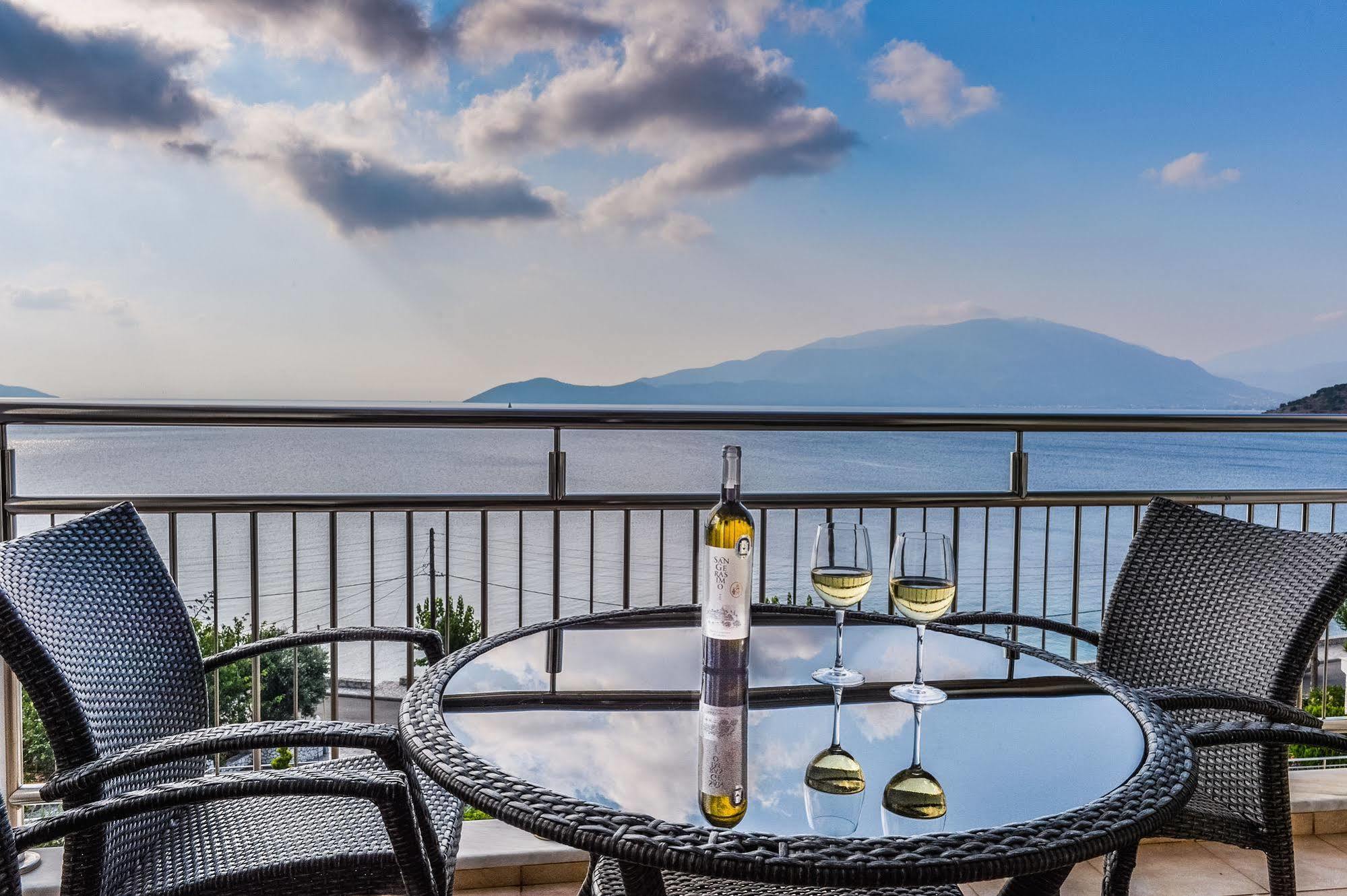 Odyssey Hotel & Spa Agia Efimia Exterior photo